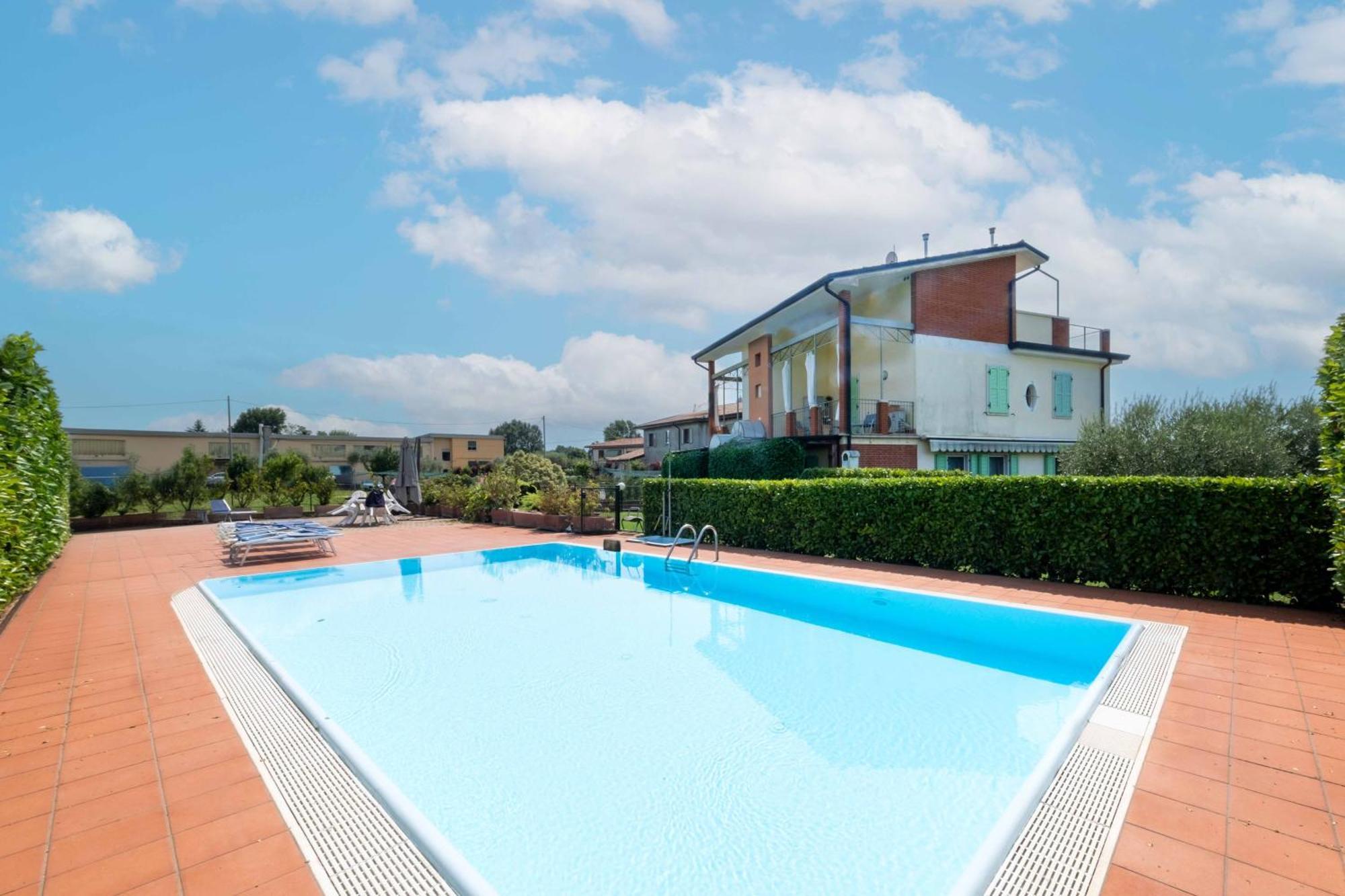 Apartmentsgarda - Rosa Chiare Bardolino Kültér fotó